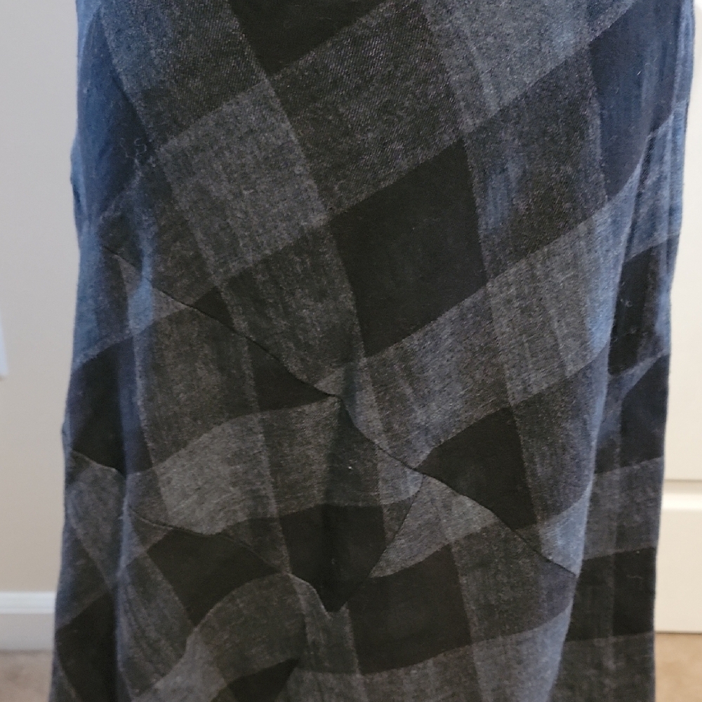 Shirin Guild Black Maxi A-Line Skirt - Picture 3 of 9